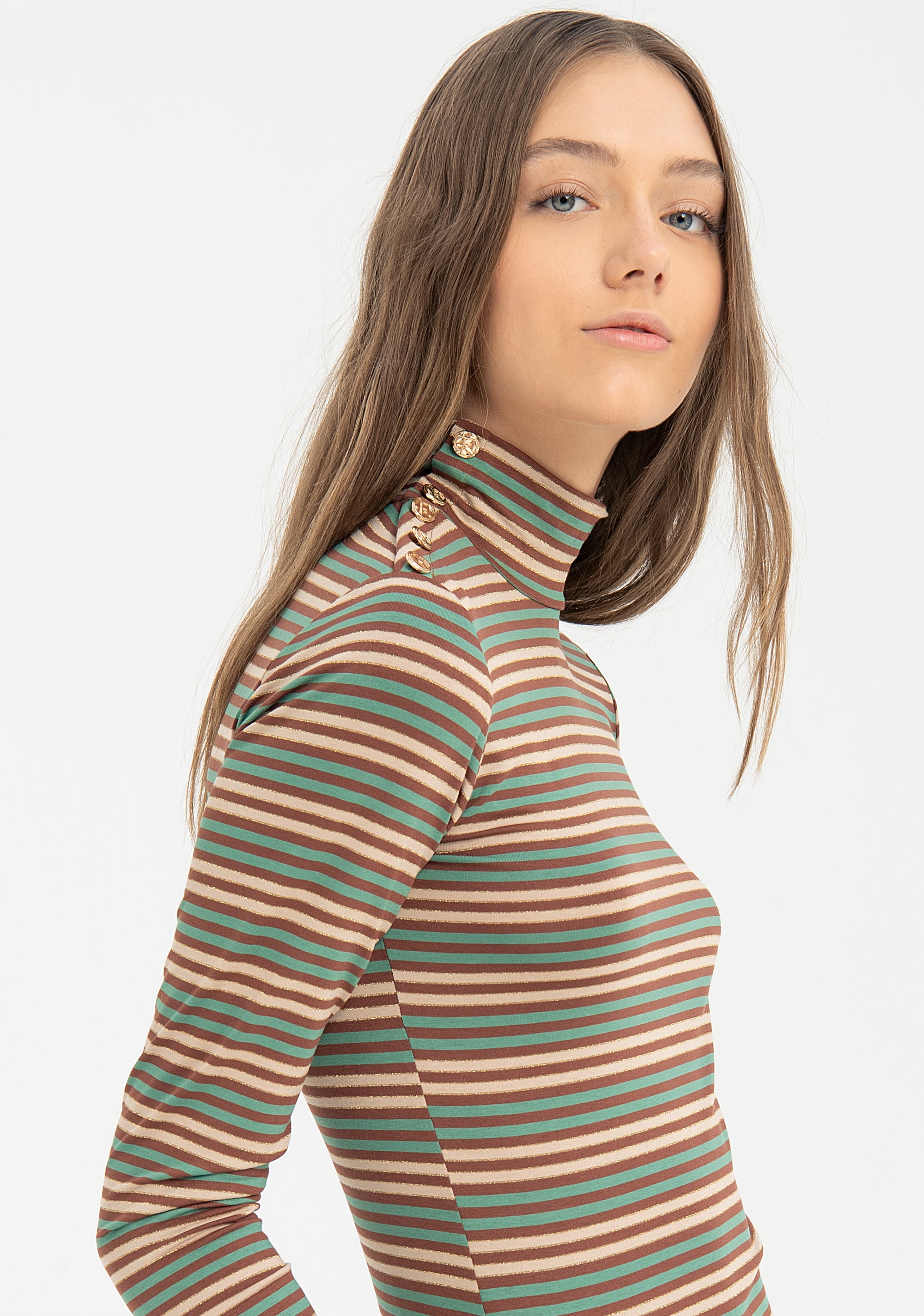 Top regular con collo alto a righe multicolor