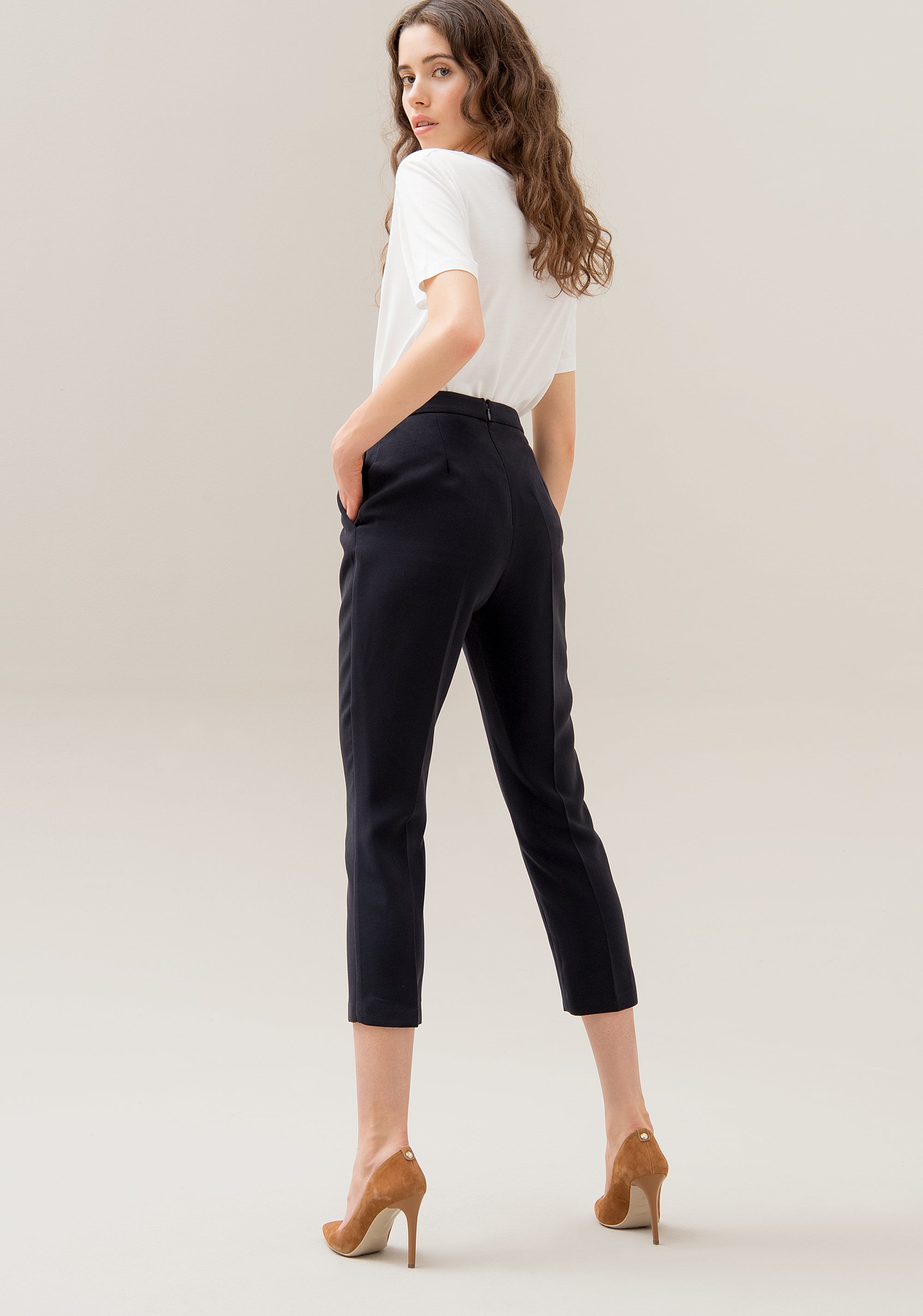 Pantaloni regular in tessuto stretch