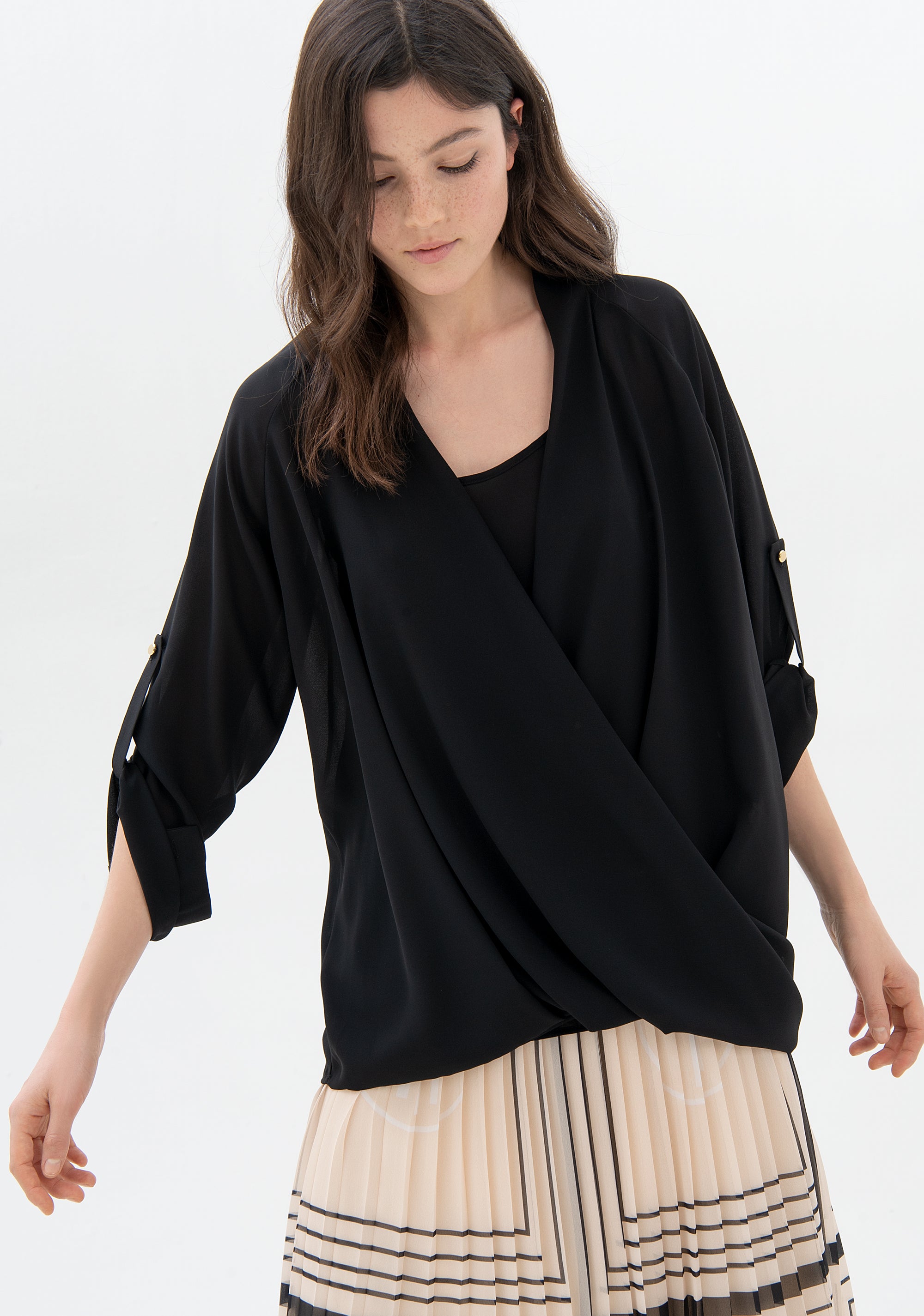 Blusa ampia in georgette con taglio asimmetrico-FRACOMINA-F321WT6005W41201