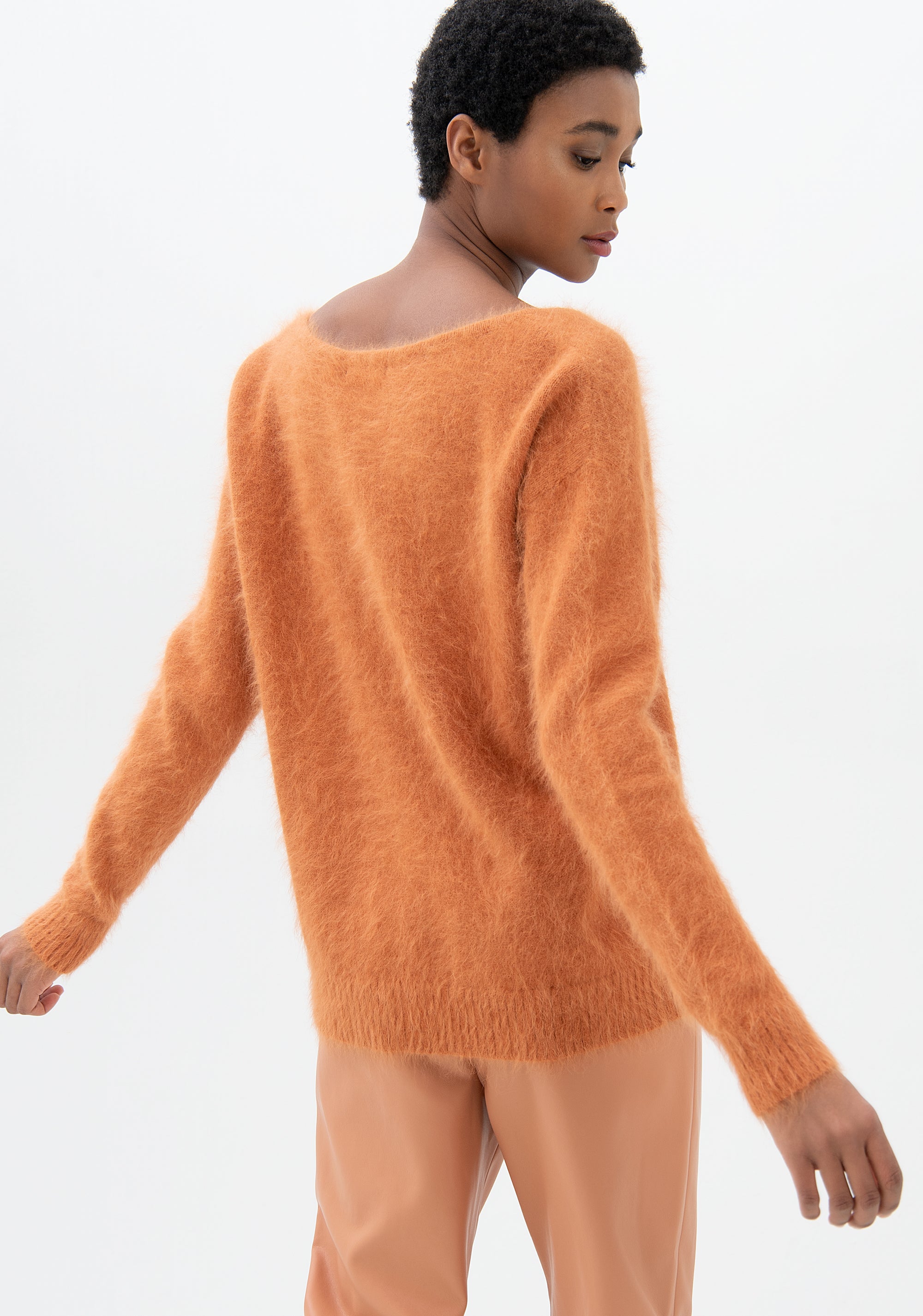 Maglia ampia con angora