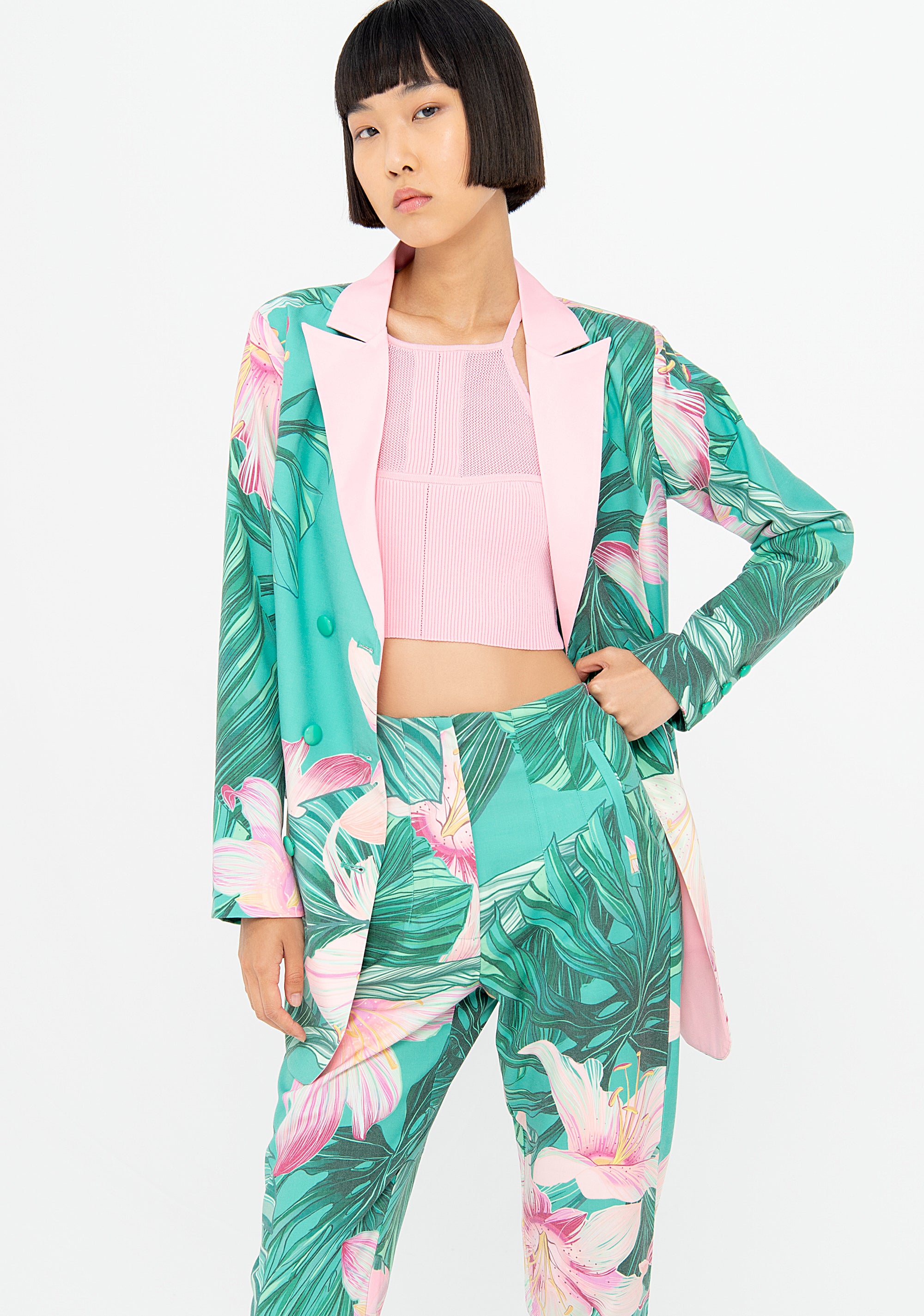 Blazer regular lungo in fantasia tropicale