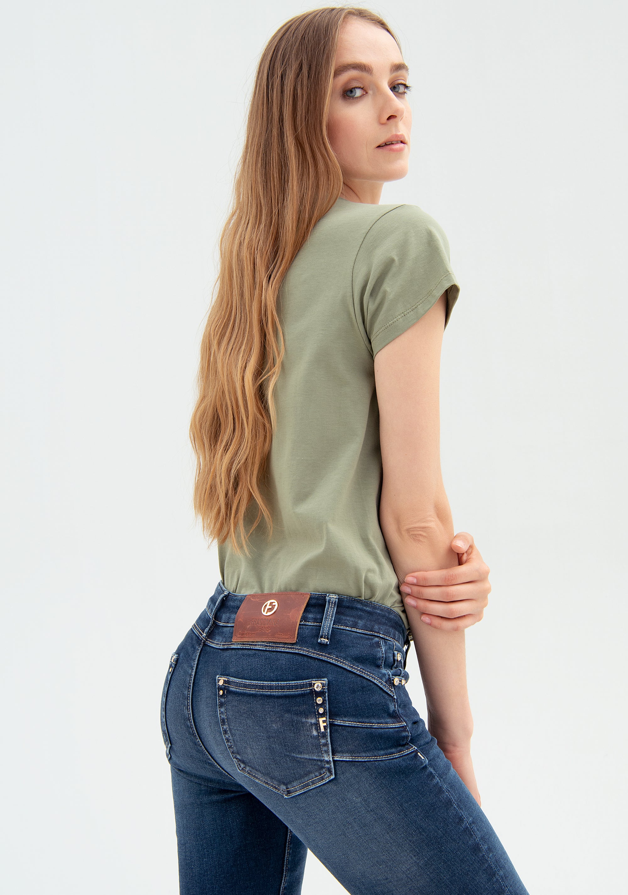 Jeans slim effetto push up in denim con lavaggio scuro