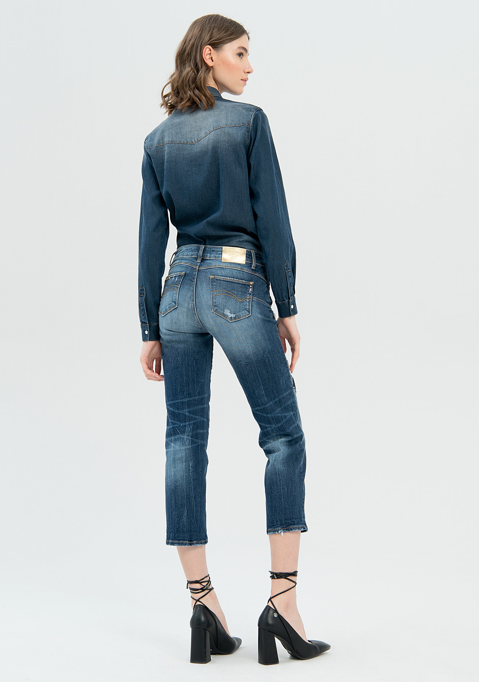 Jeans cropped effetto shape up in denim nero con lavaggio strong-FRACOMINA-FP22WV8031D420G5-430-JN-24