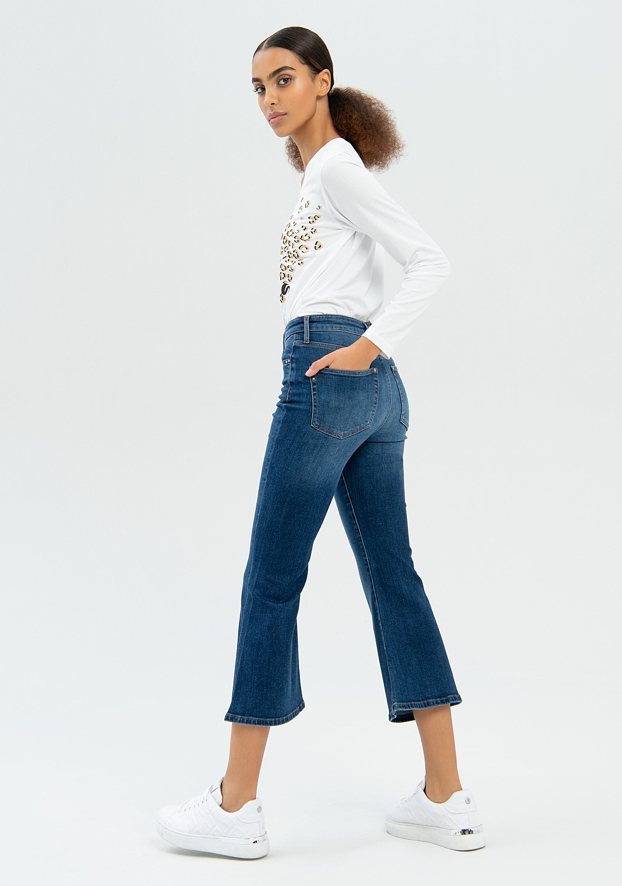 Jeans flare cropped in denim con lavaggio medio-FRACOMINA-FP22WV9006D42093-117-JN-24