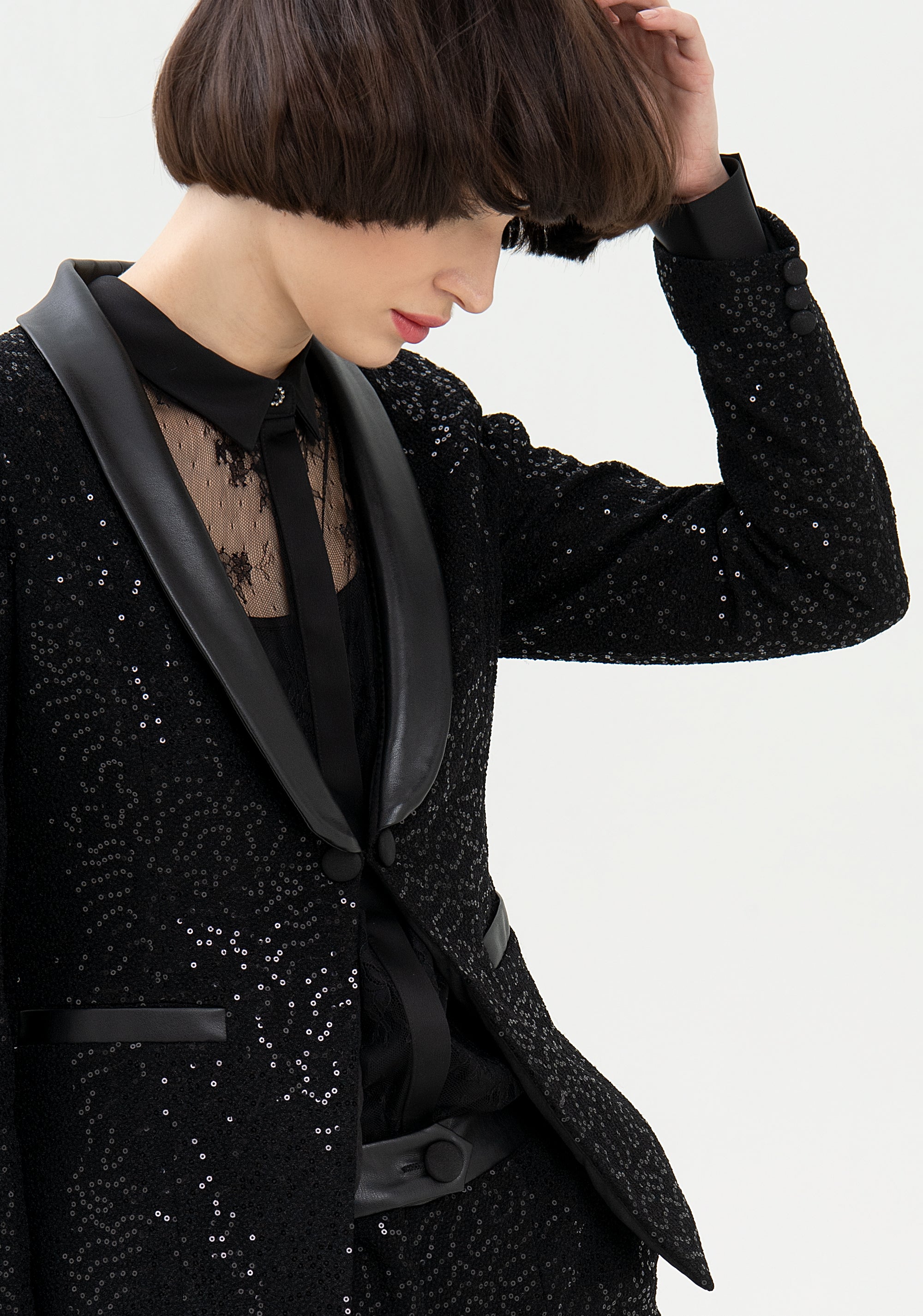 Blazer aderente con paillettes luminose