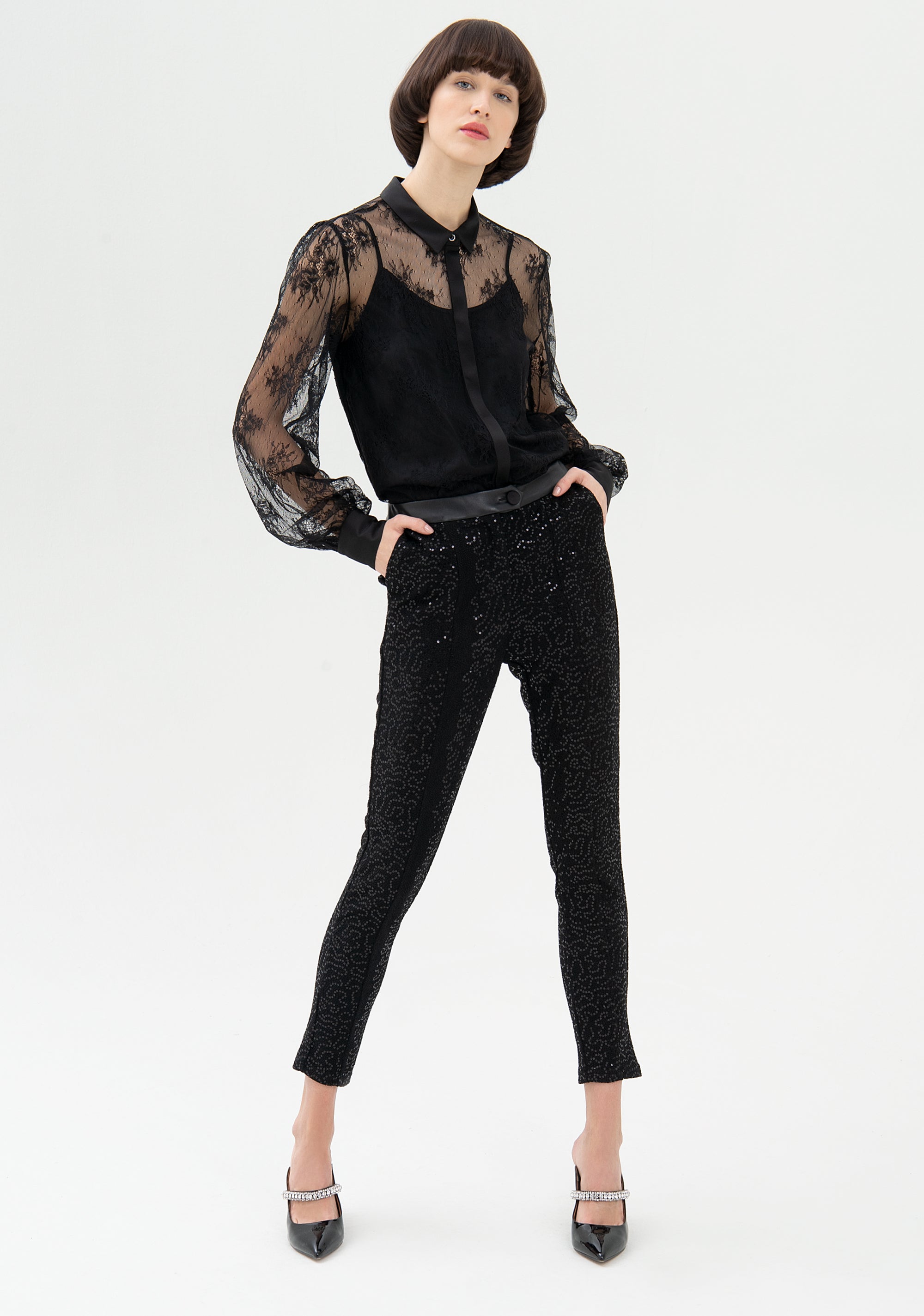 Pantalone a sigaretta con paillettes luminose