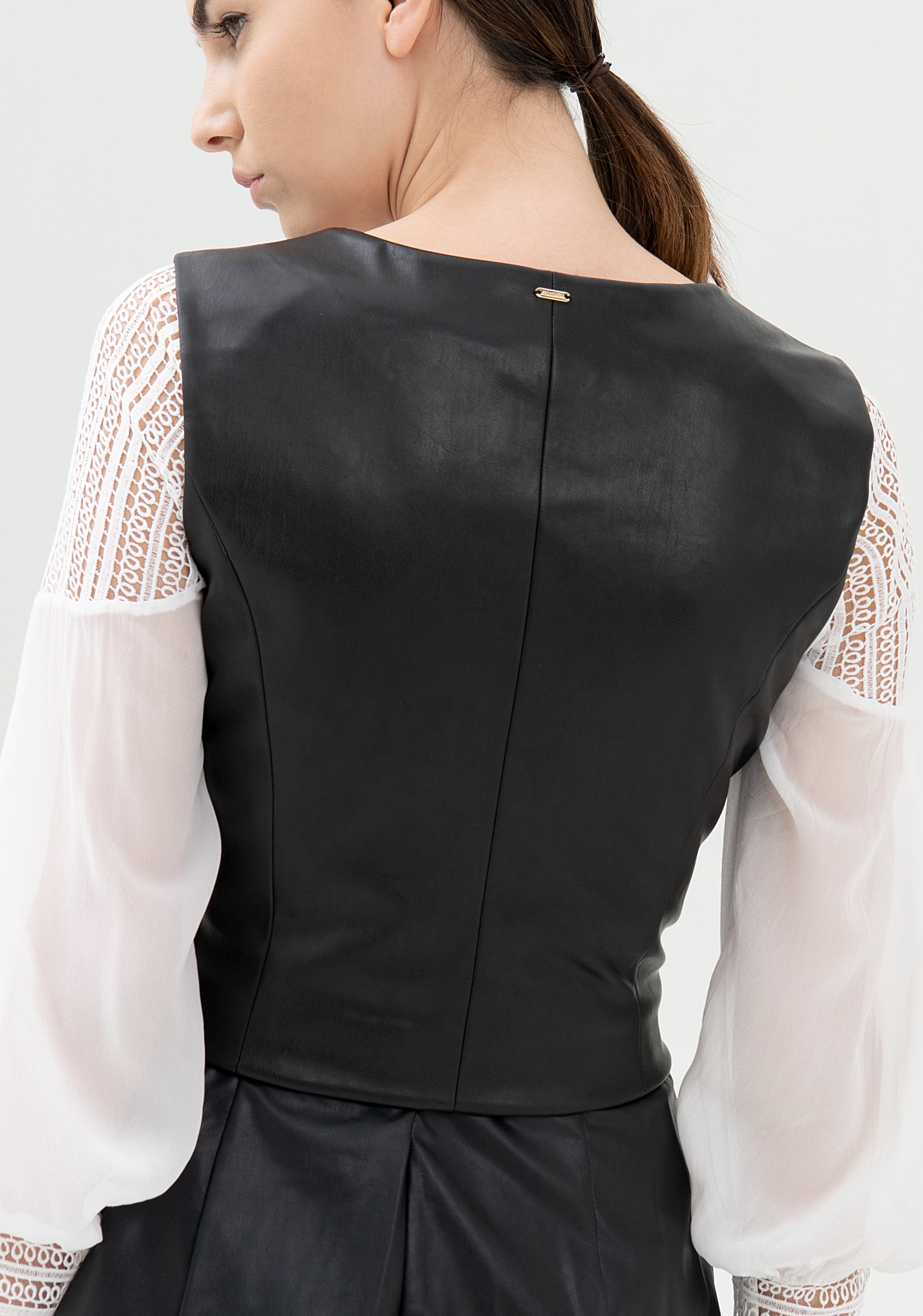 Gilet aderente cropped in eco pelle-FRACOMINA-FR21WJ1006O42001