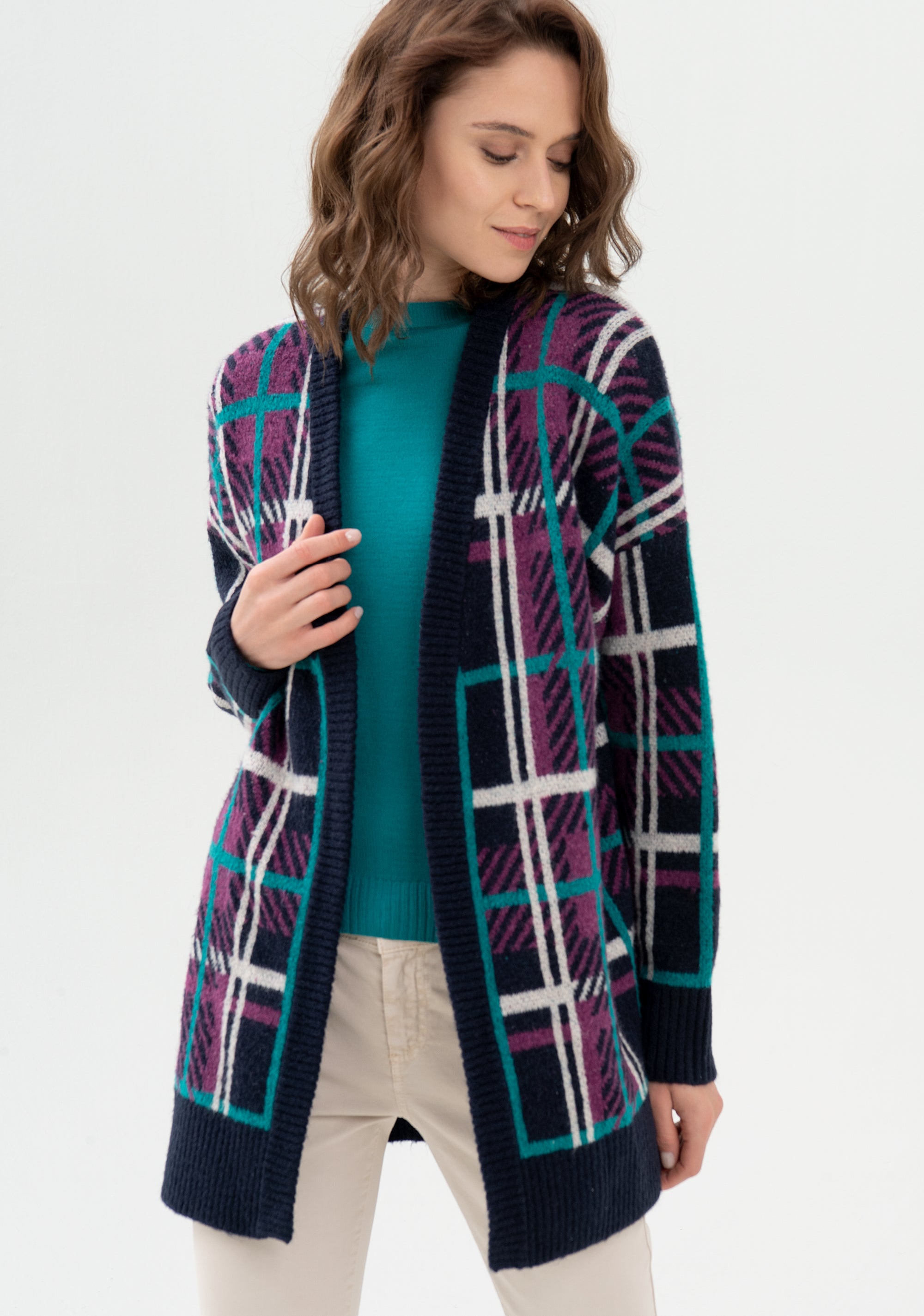 Cardigan over lungo con jacquard disegno tartan