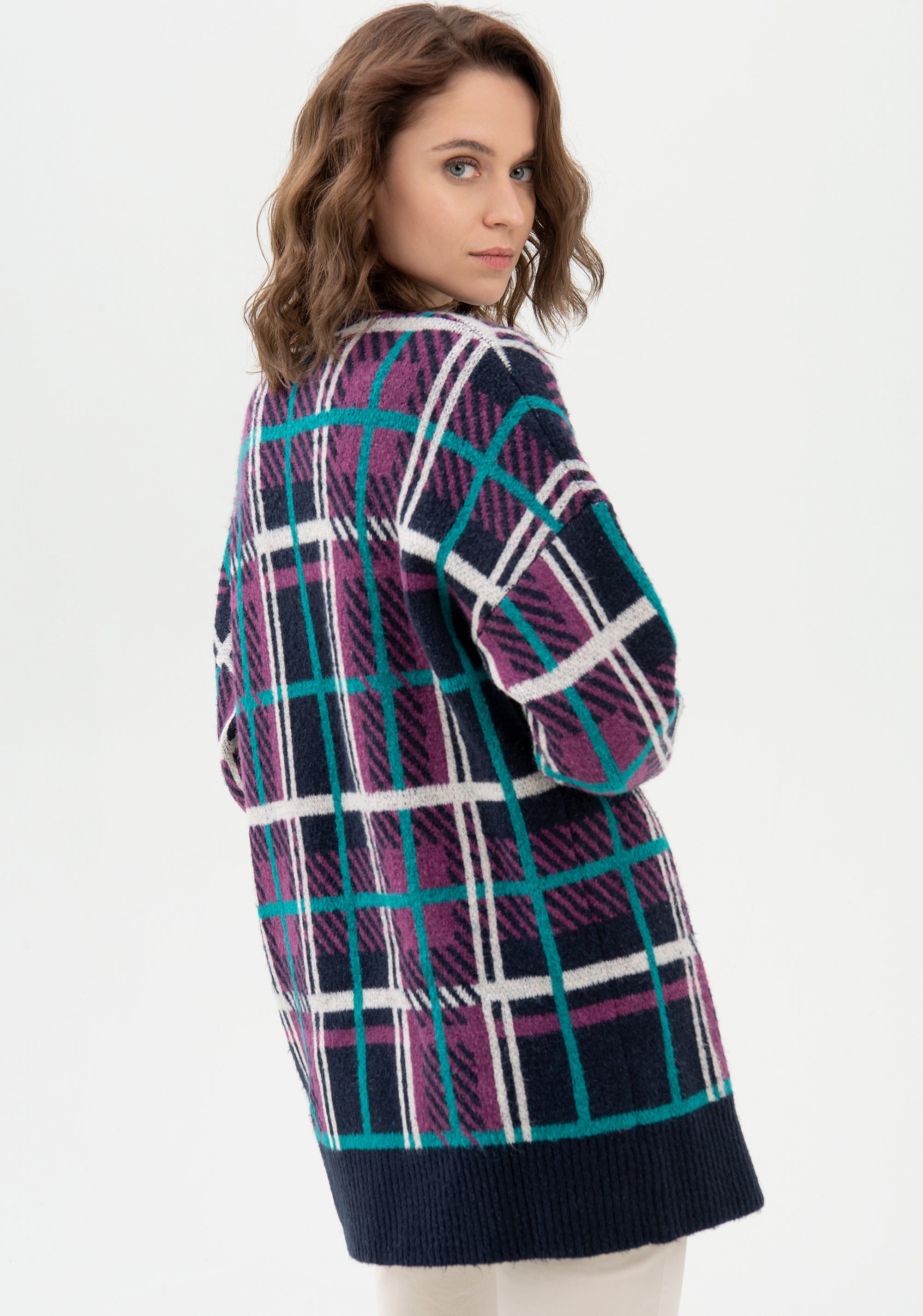 Cardigan over lungo con jacquard disegno tartan