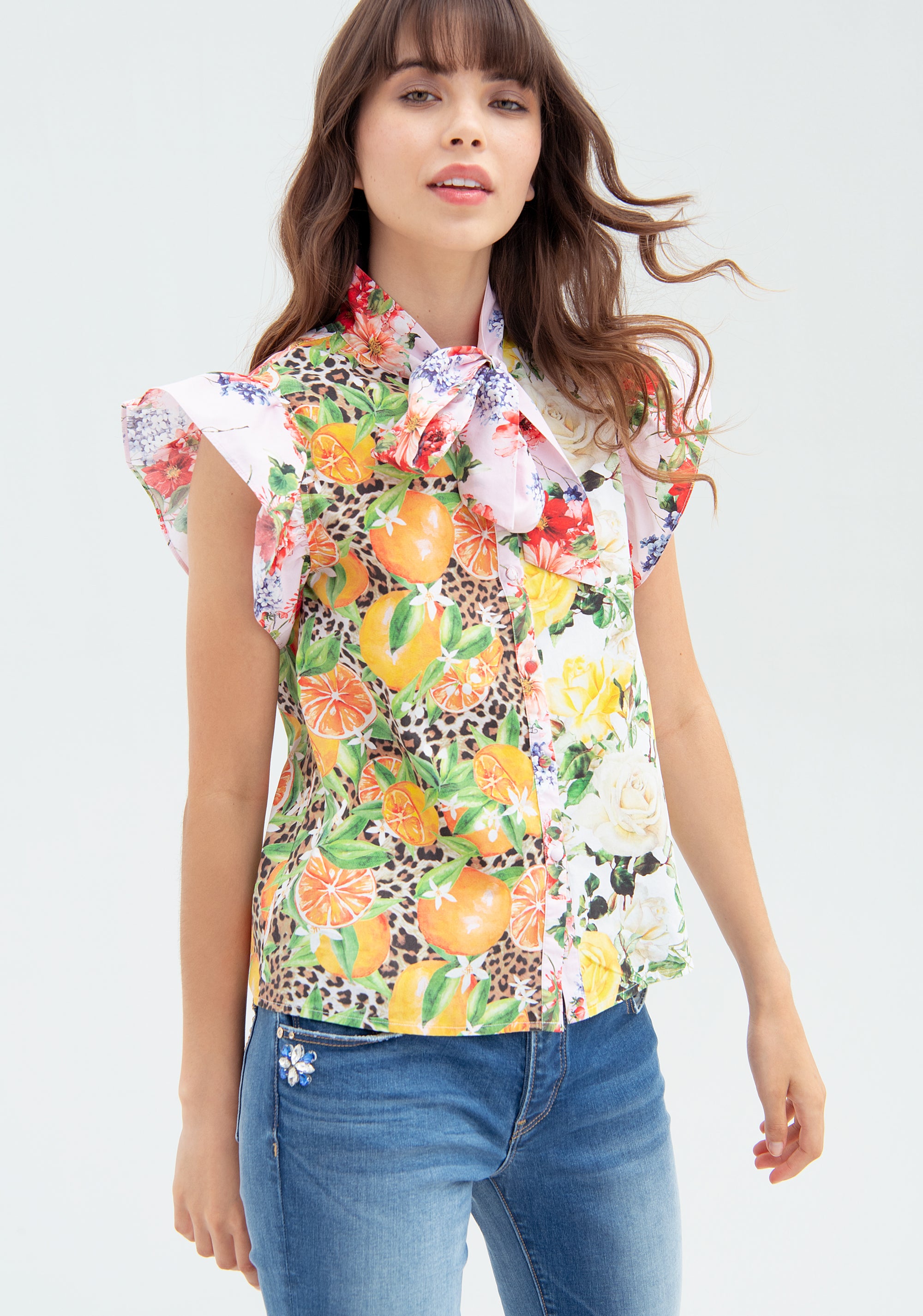 Blusa senza maniche in fantasia multicolor