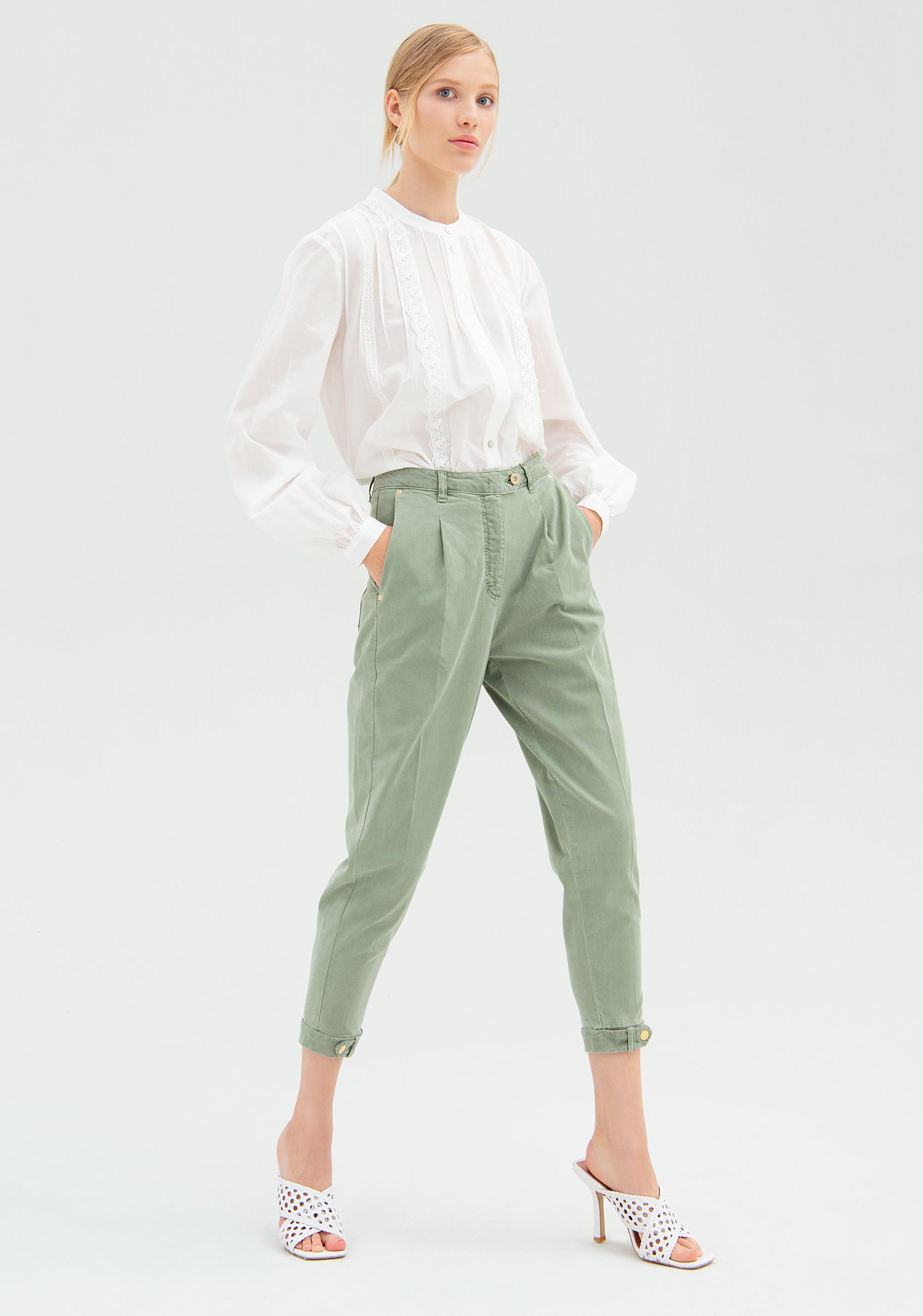 Pantalone cargo con vita regolare