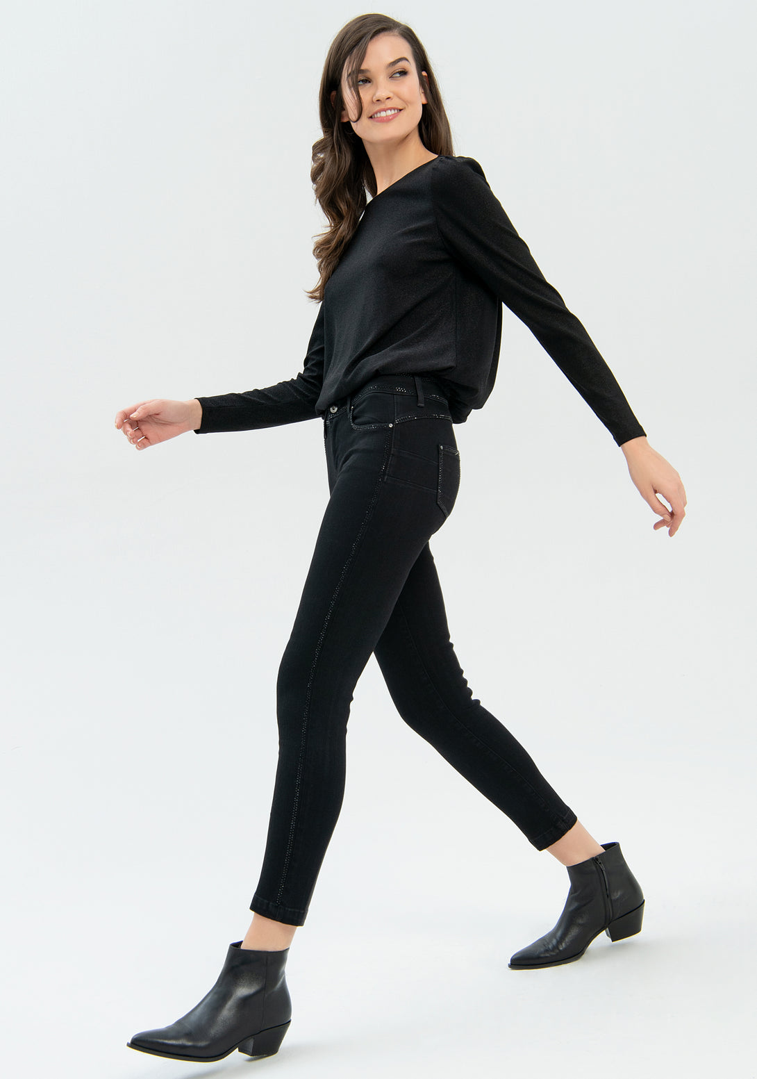 Jeans skinny in denim nero con lavaggio scuro-FRACOMINA-FR22WV1001D45101-053-JN-24