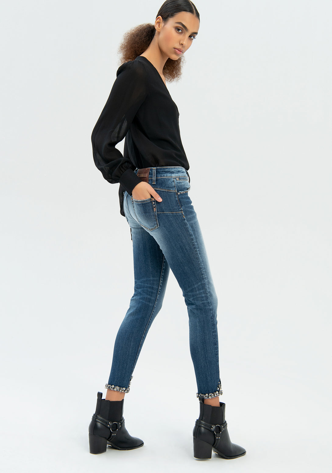 Jeans slim effetto shape up in denim con lavaggio strong-FRACOMINA-FR22WV9002D42002-A99-JN-24