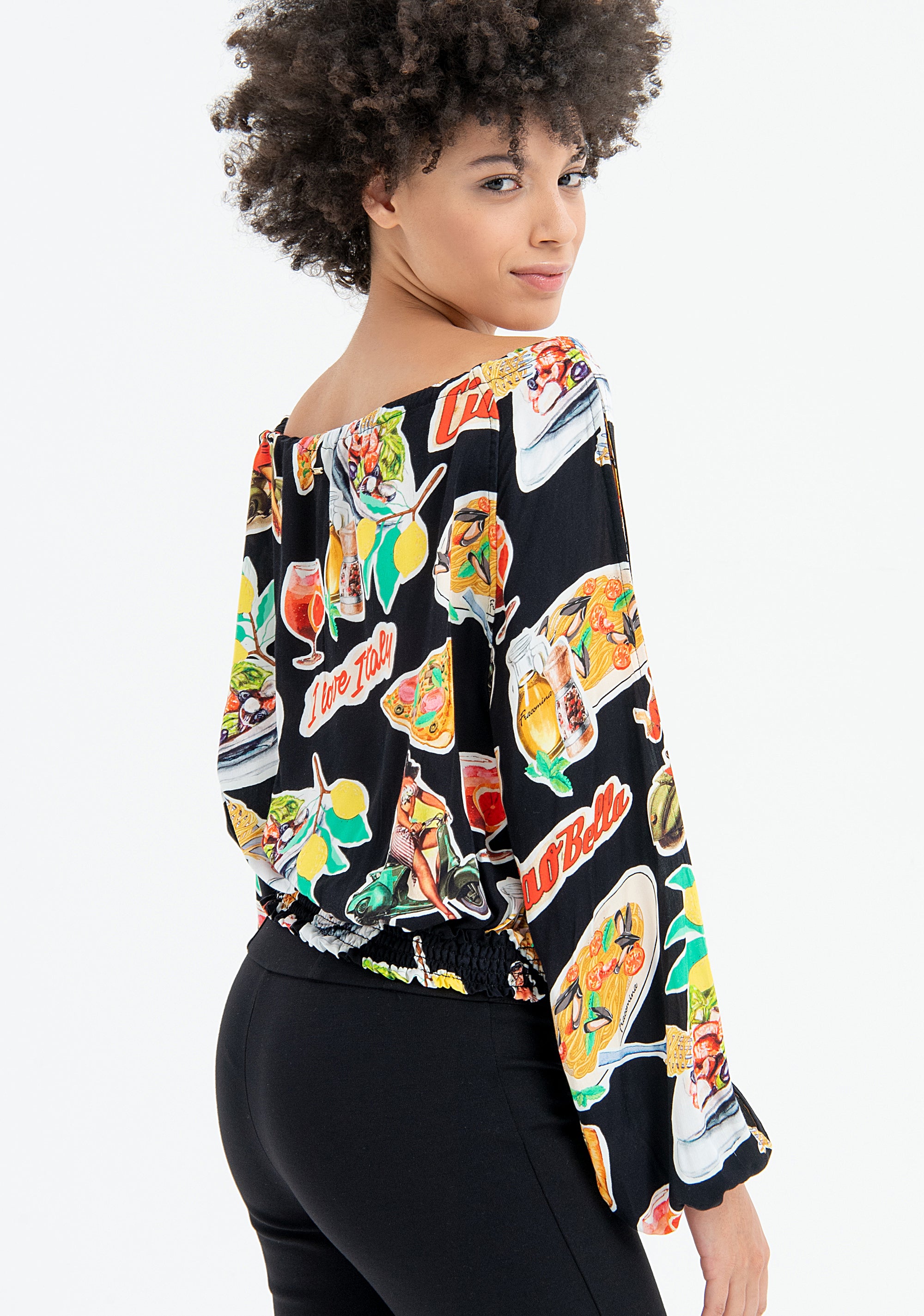 Blusa ampia in fantasia multicolor