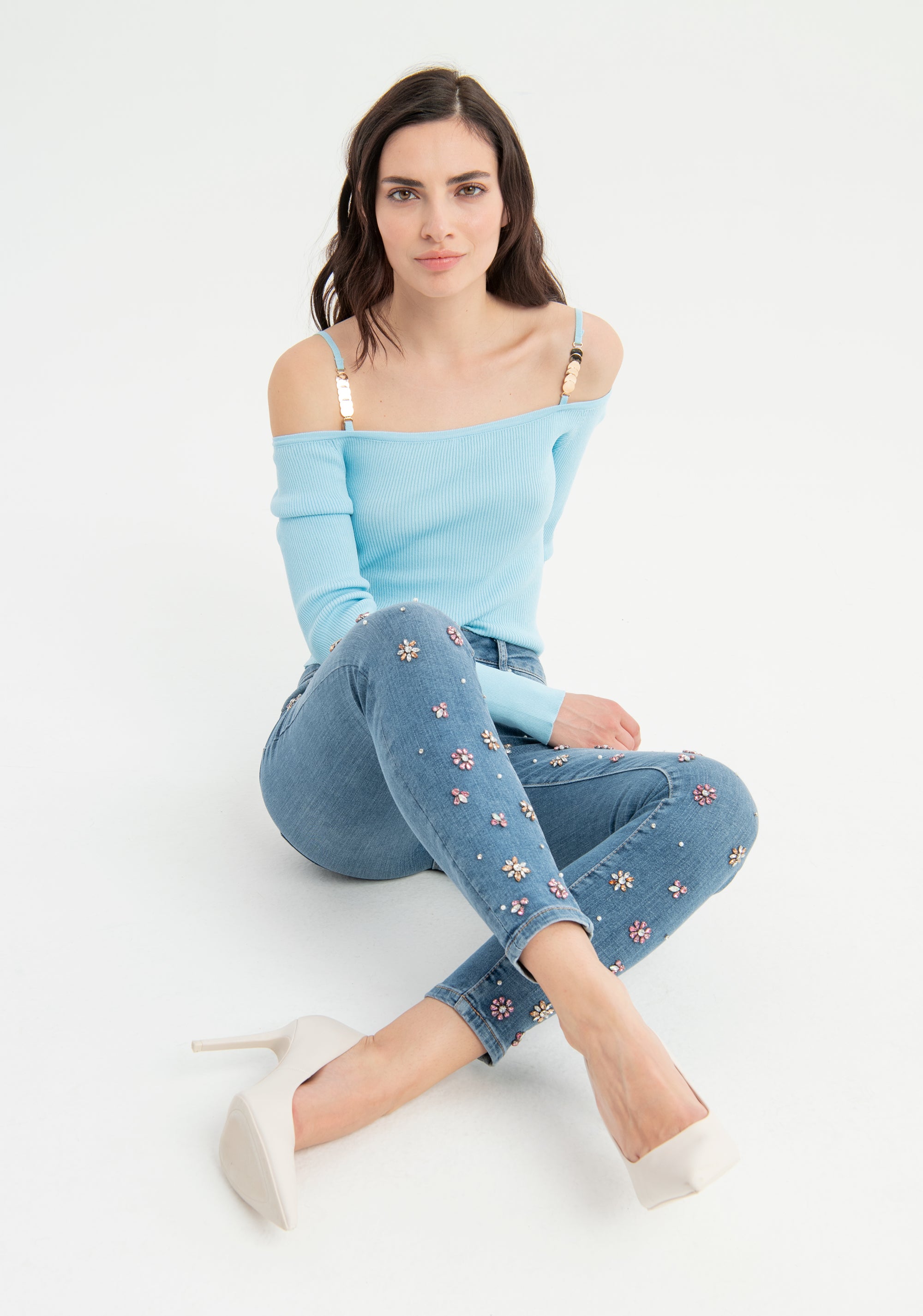 Jeans slim effetto push up in denim con lavaggio medio