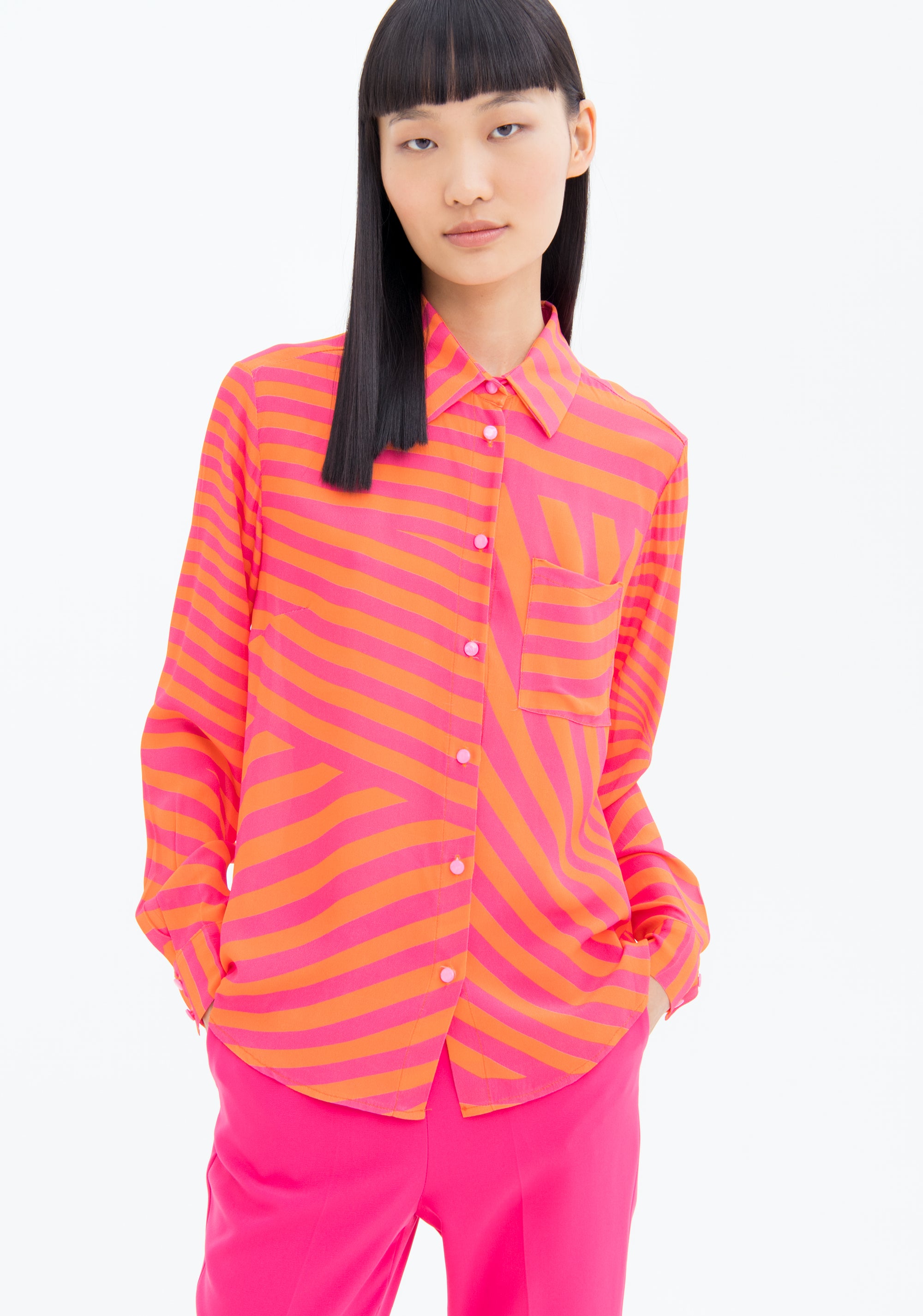 Camicia regular in fantasia a righe